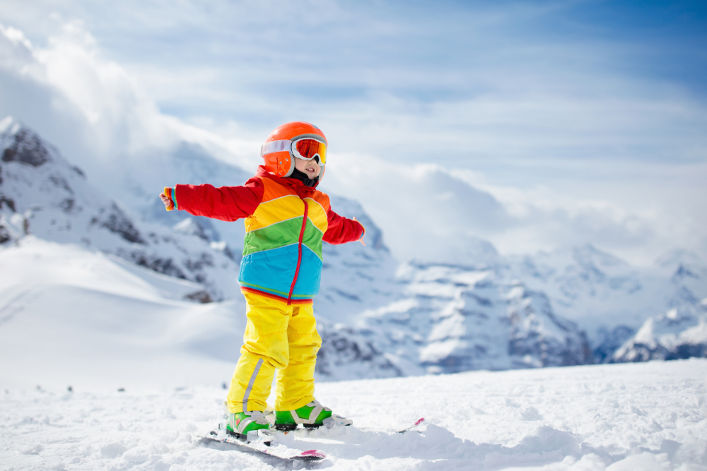 Ski 2 ans: quel est l'âge adéquat pour débuter ?