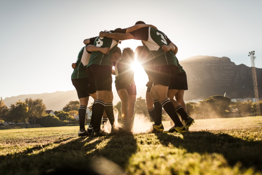 Est-ce que la durée d'une mi-temps de rugby peut varier ?